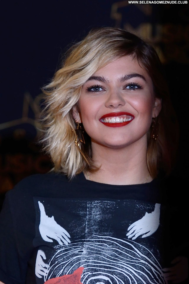 Louane Emera No Source Sexy Beautiful Celebrity Babe Posing Hot