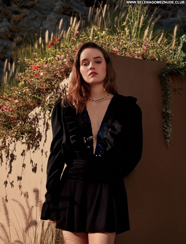 Kaitlyn Dever No Source Celebrity Babe Sexy Posing Hot Beautiful