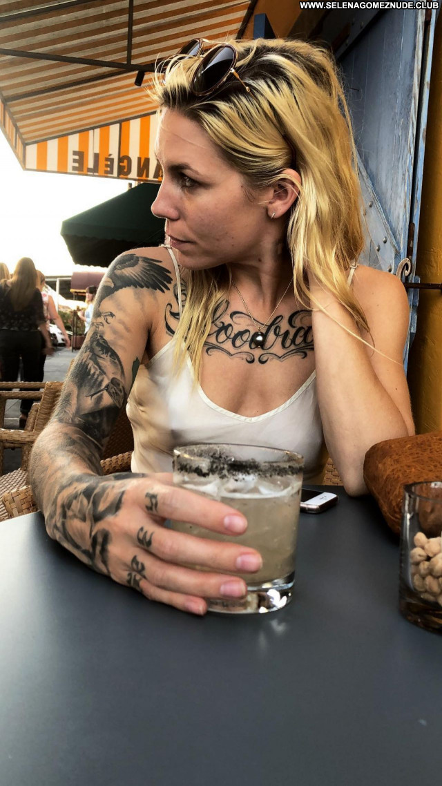 Skylar Grey No Source Beautiful Babe Celebrity Posing Hot Sexy