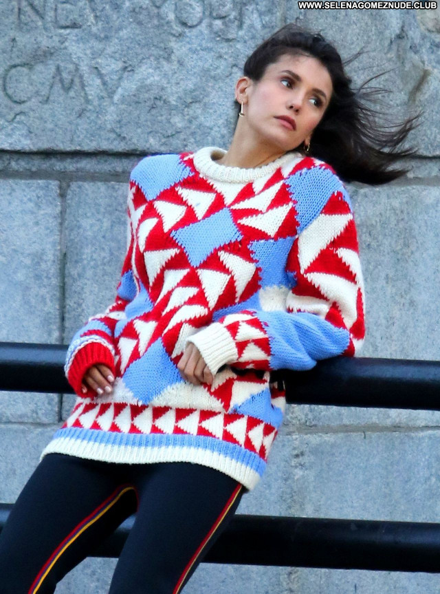 Nina Dobrev No Source  Posing Hot Celebrity Beautiful Babe Sexy