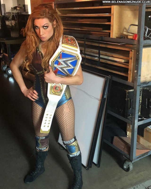 Becky Lynch No Source Sexy Babe Posing Hot Celebrity Beautiful