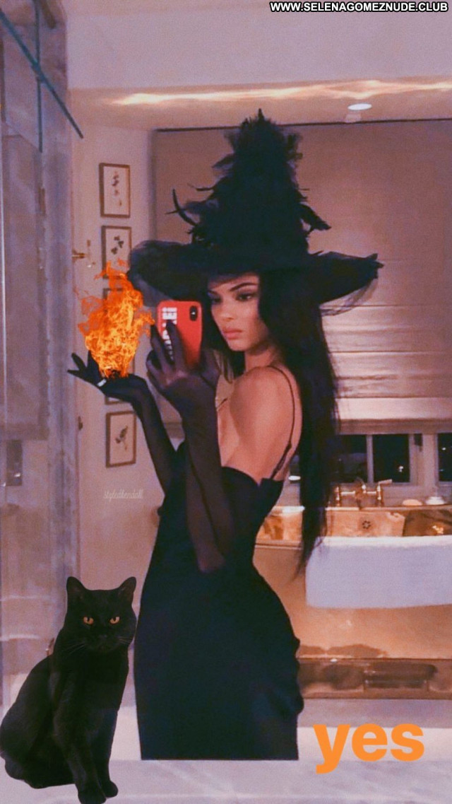 Kendall Jenner No Source Beautiful Celebrity Babe Posing Hot Sexy