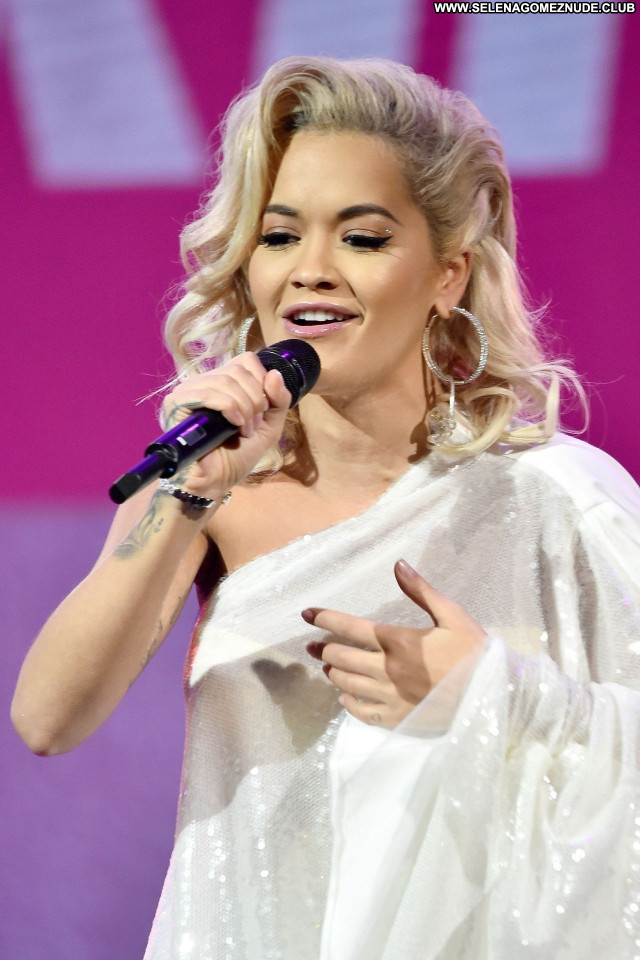 Rita Ora No Source Posing Hot Beautiful Celebrity Sexy Babe