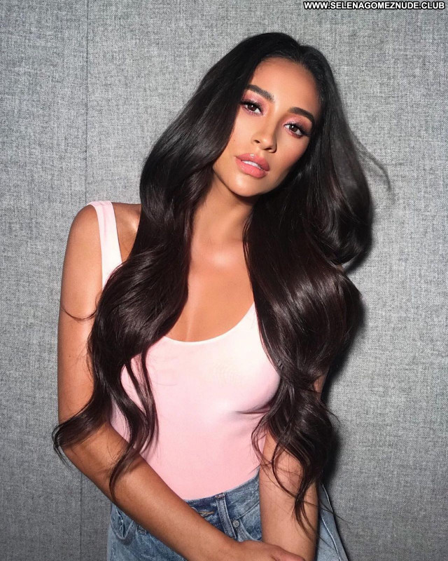 Shay Mitchell No Source Sexy Beautiful Posing Hot Celebrity Babe