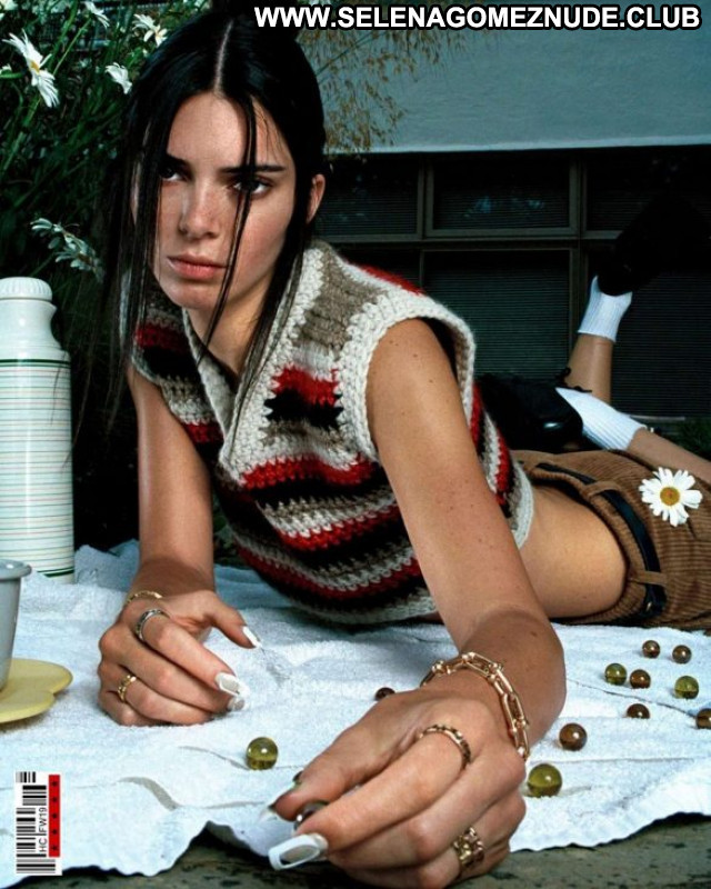 Kendall Jenner W Magazine Beautiful Babe Celebrity Posing Hot