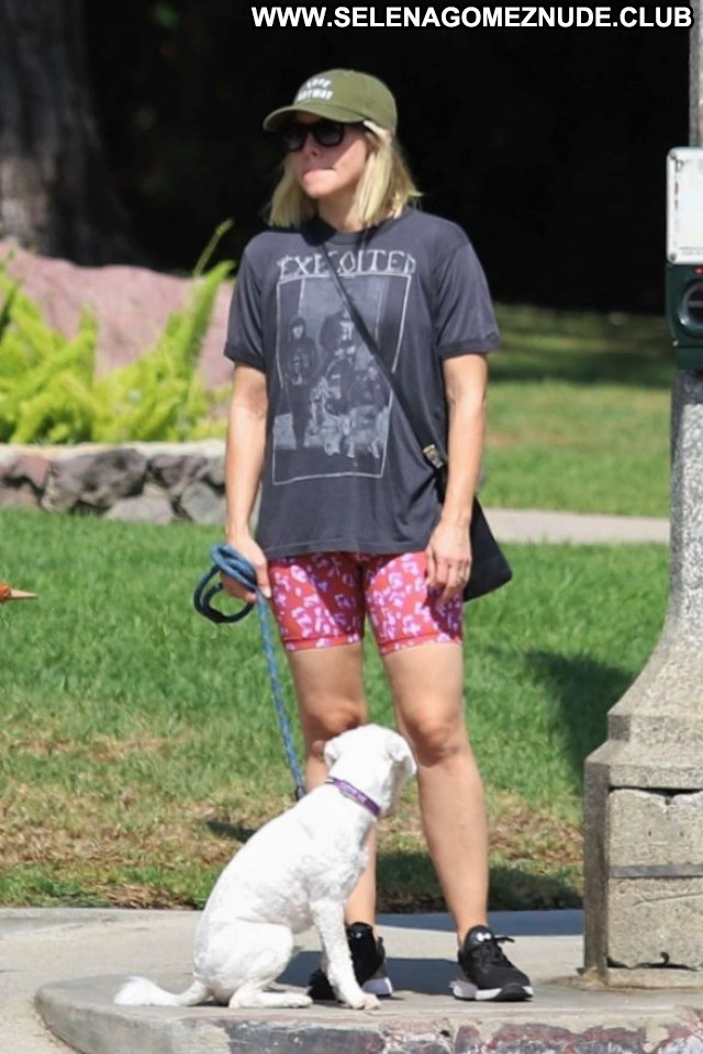 Kristen Bell Los Angeles Paparazzi Celebrity Babe Posing Hot Beautiful