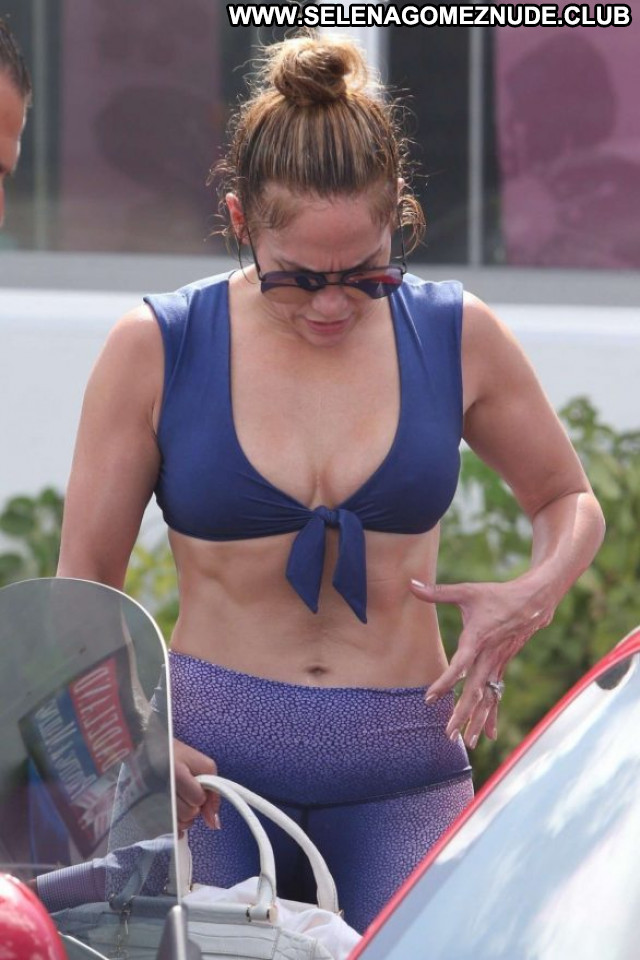 Jennifer Lopez Yoga Class Beautiful Posing Hot Paparazzi Babe