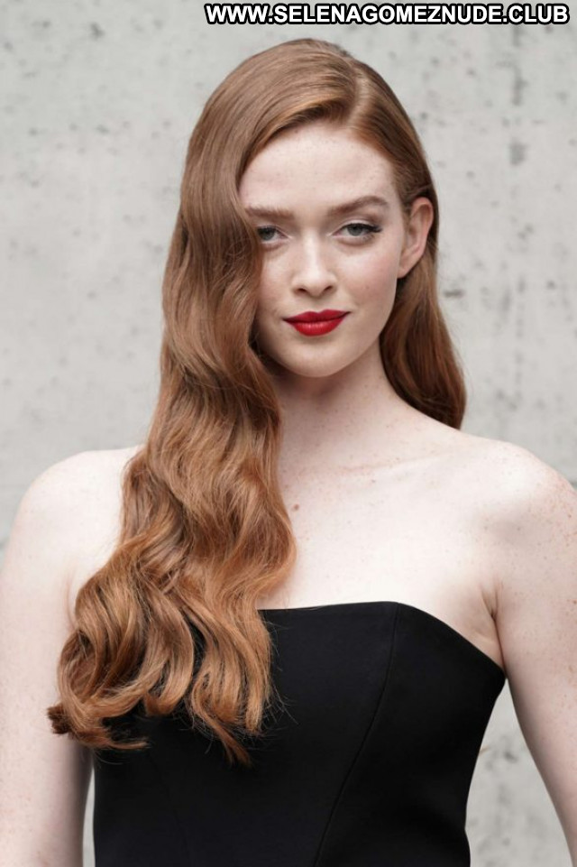 Larsen Thompson Fashion Show Babe Paparazzi Beautiful Celebrity