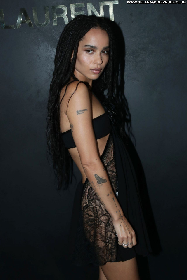 Zoe Kravitz No Source  Posing Hot Beautiful Sexy Celebrity Babe