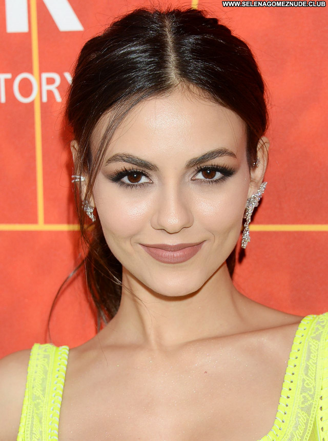 Victoria Justice No Source Sexy Babe Posing Hot Beautiful Celebrity