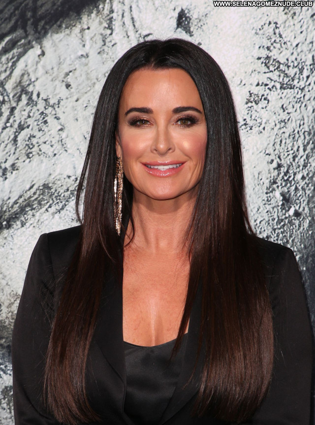 Kyle Richards No Source Posing Hot Beautiful Babe Sexy Celebrity