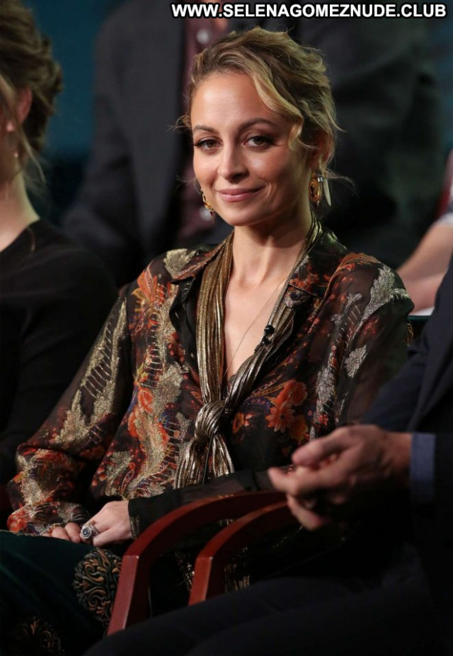 Nicole Richie No Source Winter Celebrity Babe Posing Hot Beautiful