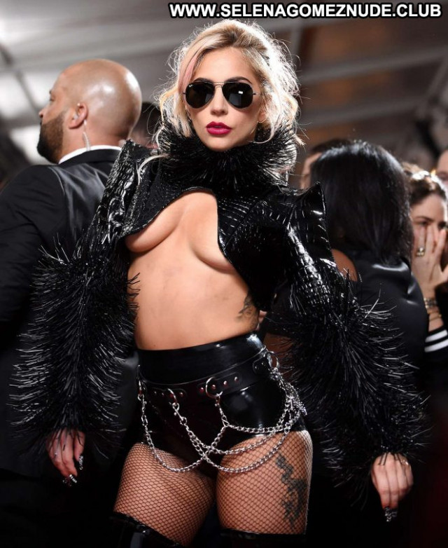 Lady Gaga Grammy Awards Paparazzi Posing Hot Angel Awards Celebrity