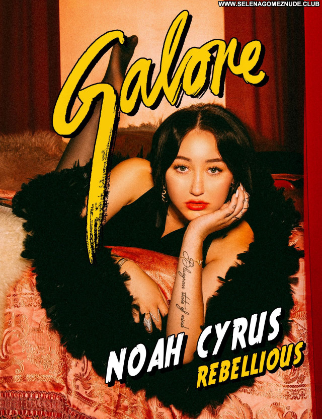 Noah Cyrus No Source Babe Posing Hot Sexy Celebrity Beautiful