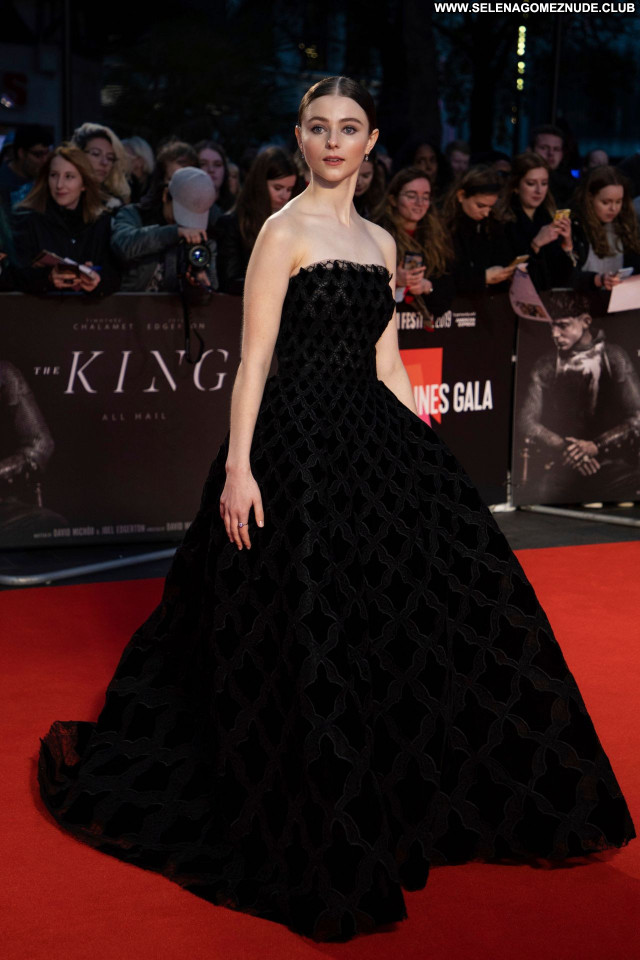 Thomasin Mckenzie No Source Celebrity Beautiful Babe Posing Hot Sexy