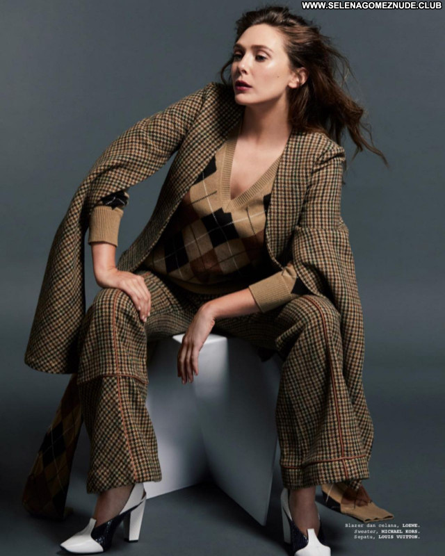 Elizabeth Olsen No Source  Posing Hot Celebrity Sexy Beautiful Babe