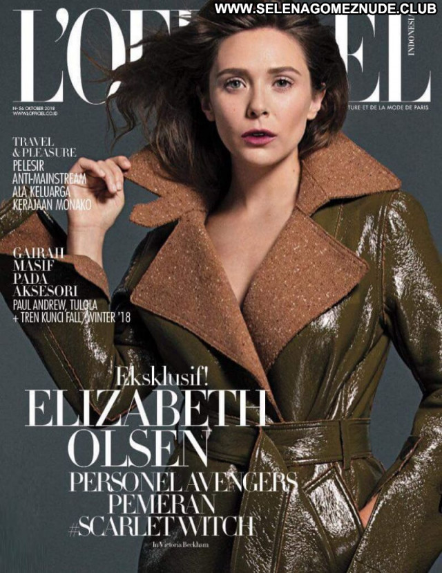 Elizabeth Olsen No Source Posing Hot Beautiful Sexy Babe Celebrity