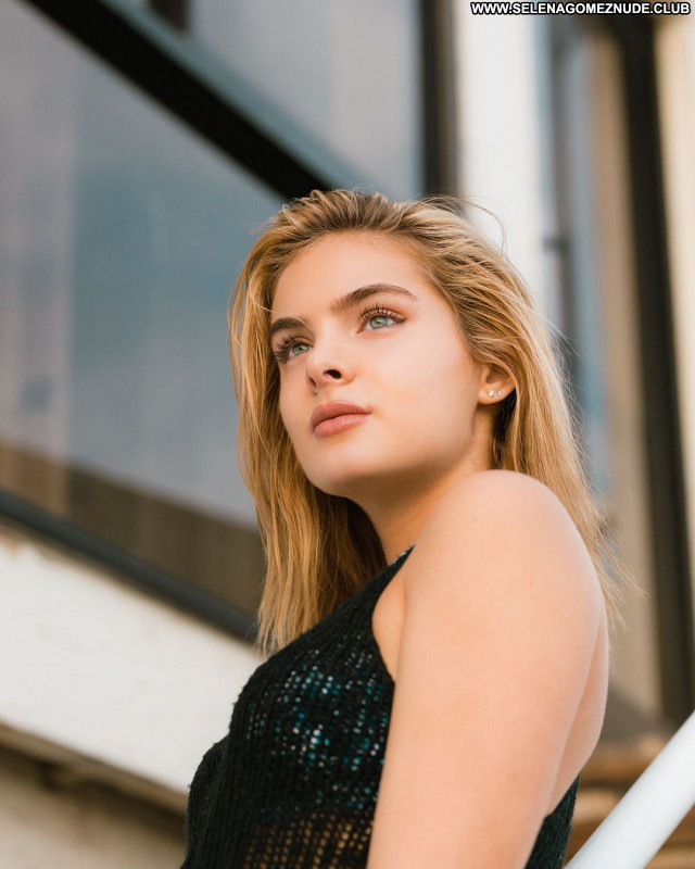 Brighton Sharbino No Source  Sexy Celebrity Posing Hot Babe Beautiful