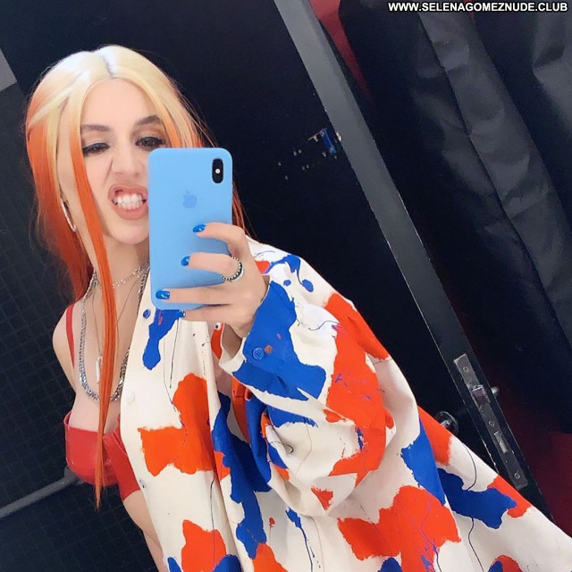 Ava Max No Source Posing Hot Celebrity Sexy Beautiful Babe