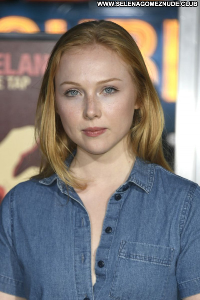 Molly Quinn No Source Sexy Babe Beautiful Celebrity Posing Hot