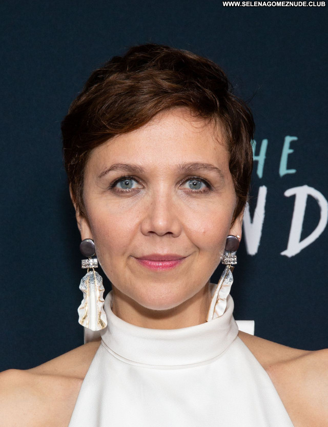 Maggie Gyllenhaal No Source Babe Sexy Celebrity Posing Hot Beautiful