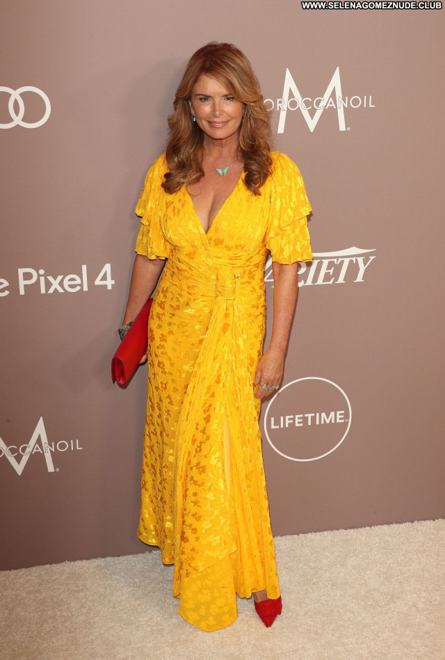 Roma Downey No Source Posing Hot Sexy Babe Celebrity Beautiful