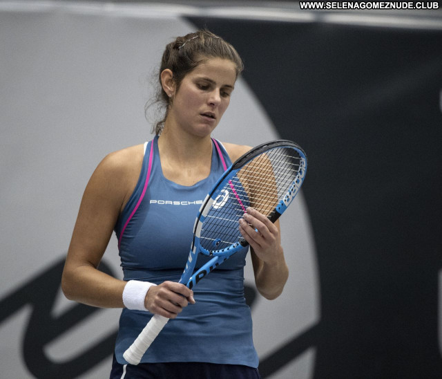 Görges tits julia Goerges opens