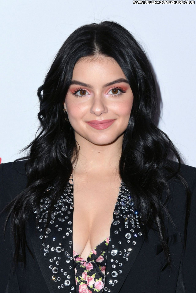 Ariel Winter No Source Beautiful Celebrity Posing Hot Babe Sexy