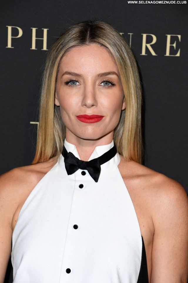 Annabelle Wallis No Source Babe Sexy Beautiful Celebrity Posing Hot