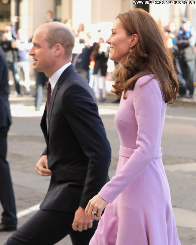 Kate Middleton No Source Posing Hot Babe Celebrity Sexy Beautiful