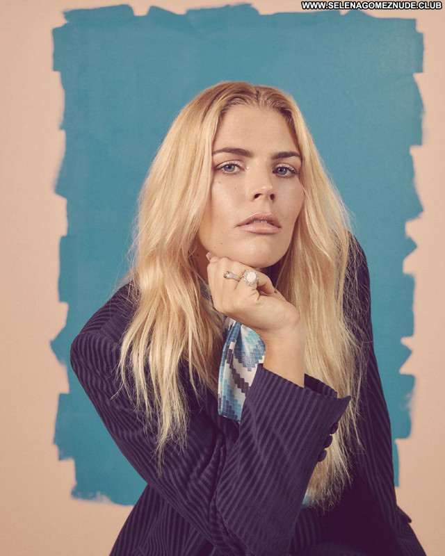 Busy Philipps No Source  Babe Celebrity Sexy Beautiful Posing Hot