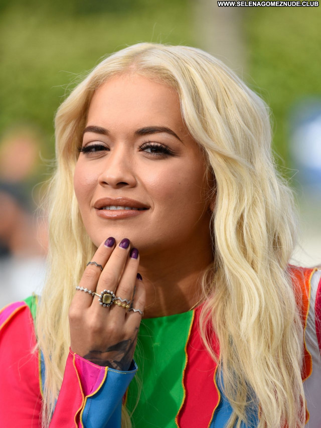Rita Ora No Source Posing Hot Babe Sexy Celebrity Beautiful