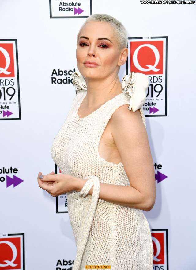 Rose Mcgowan No Source Beautiful Posing Hot Awards Bra Babe Celebrity