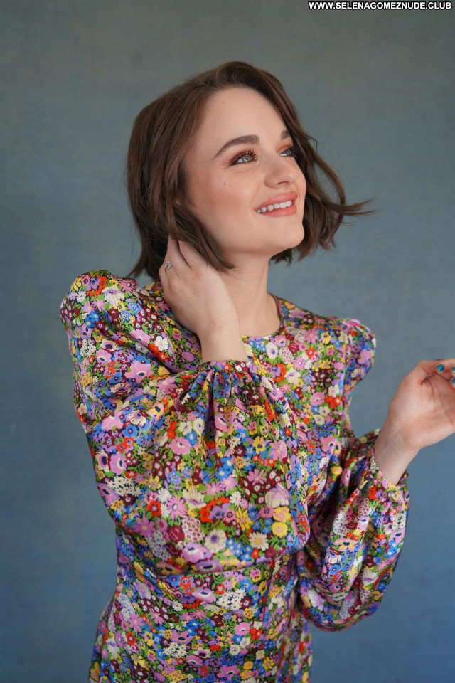 Joey King No Source Sexy Beautiful Posing Hot Celebrity Babe