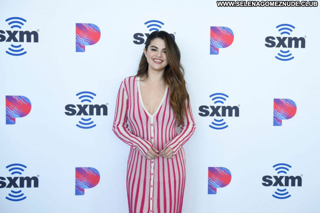 Selena Gomez No Source  Posing Hot Celebrity Babe Sexy Beautiful