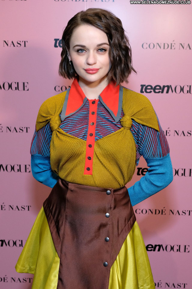 Joey King No Source Babe Celebrity Beautiful Sexy Posing Hot