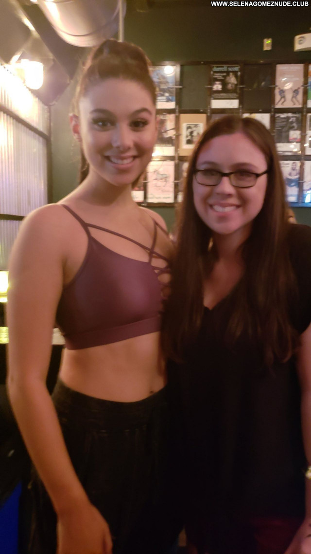 Kira Kosarin No Source  Babe Beautiful Posing Hot Sexy Celebrity