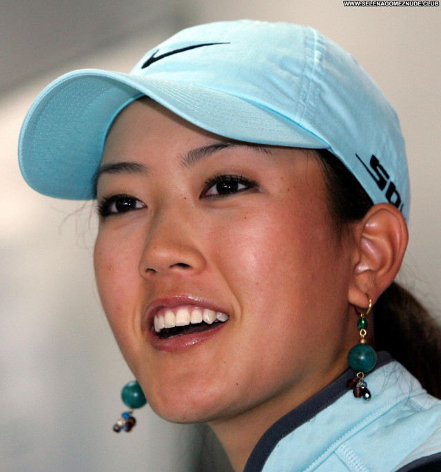 Michelle Wie No Source Beautiful Babe Asian Posing Hot Celebrity