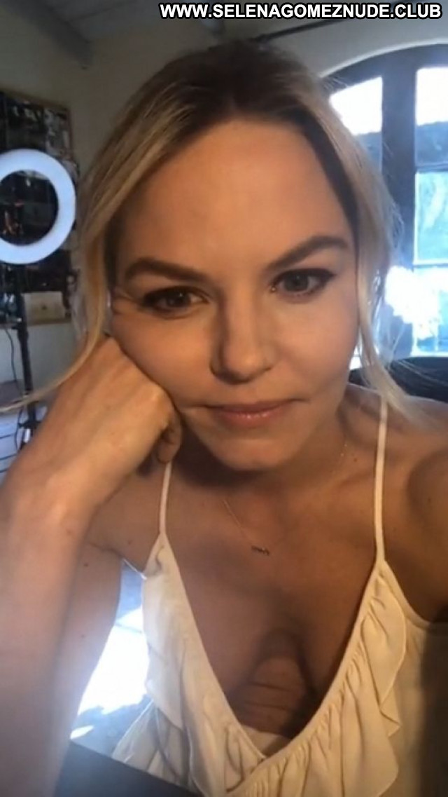 Jennifer Morrison No Source Sexy Posing Hot Beautiful Babe Celebrity