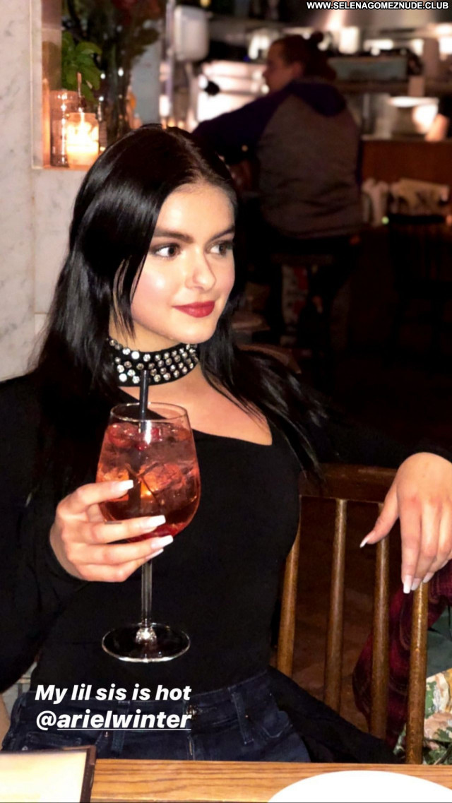 Ariel Winter No Source Sexy Babe Posing Hot Celebrity Beautiful