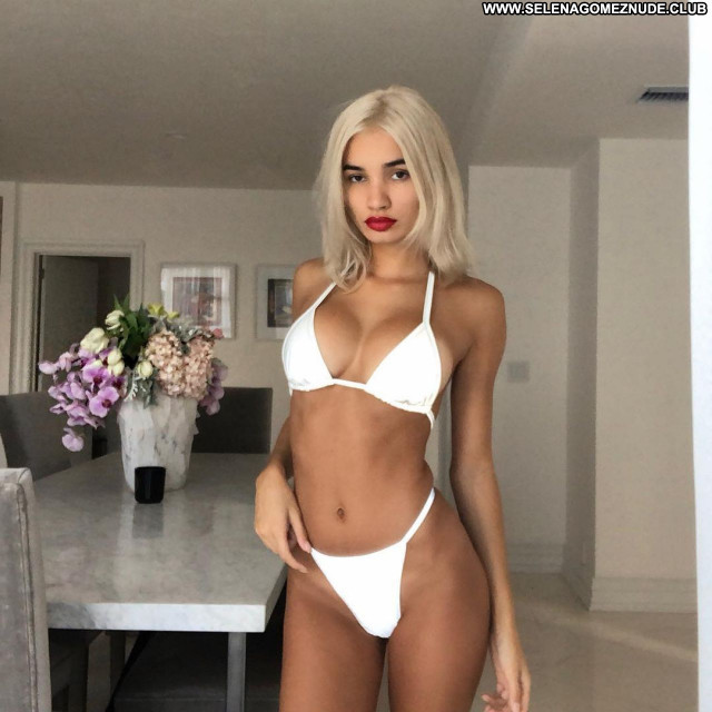 Pia Mia Perez No Source Posing Hot Celebrity Sexy Babe Beautiful