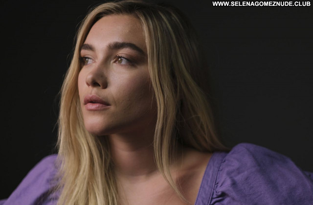 Florence Pugh No Source Sexy Posing Hot Celebrity Babe Beautiful