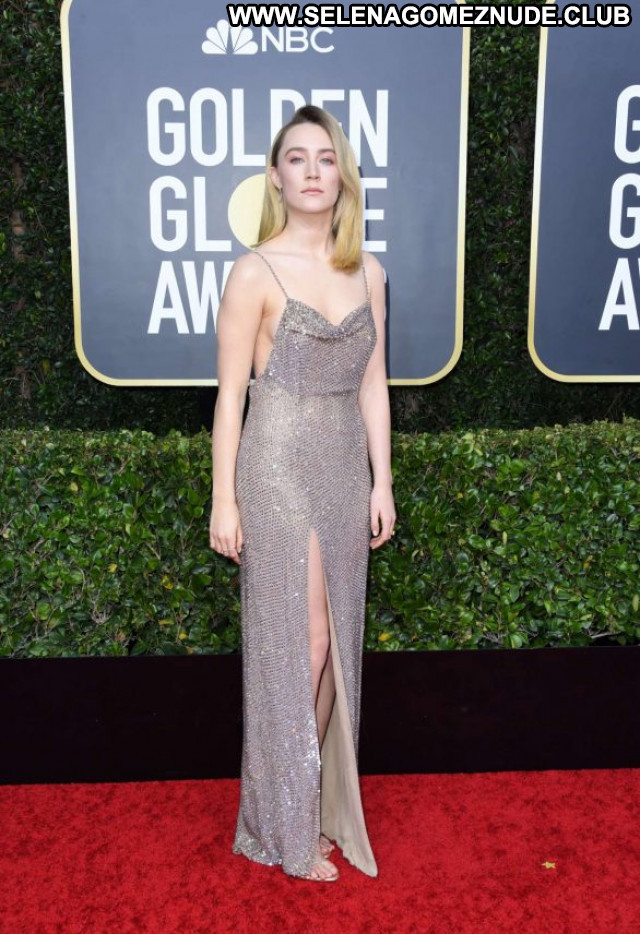 Saoirse Ronan Golden Globe Awards Paparazzi Beautiful Celebrity