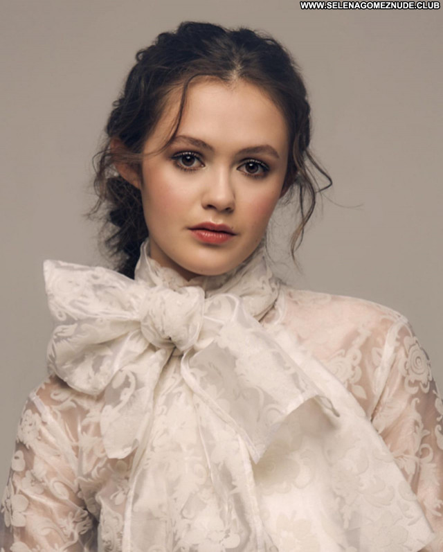 Olivia Sanabia No Source Celebrity Beautiful Sexy Babe Posing Hot