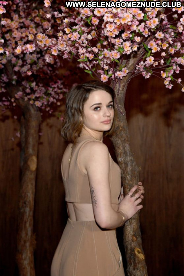 Joey King No Source Babe Celebrity Beautiful Sexy Posing Hot