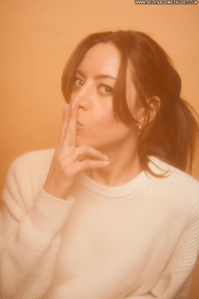 Aubrey Plaza No Source Babe Celebrity Sexy Beautiful Posing Hot