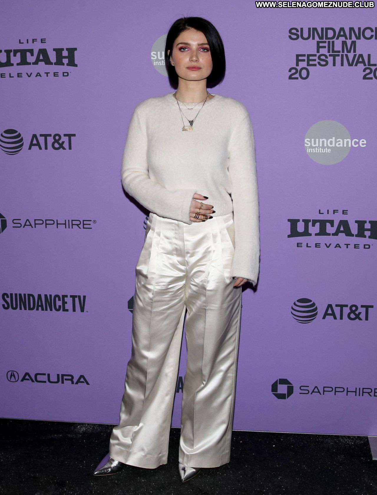 Eve Hewson No Source Celebrity Beautiful Sexy Babe Posing Hot