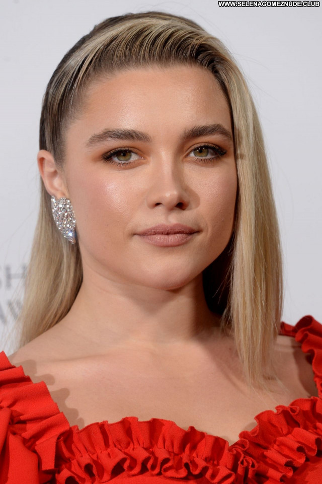 Florence Pugh No Source Posing Hot Babe Celebrity Beautiful Sexy