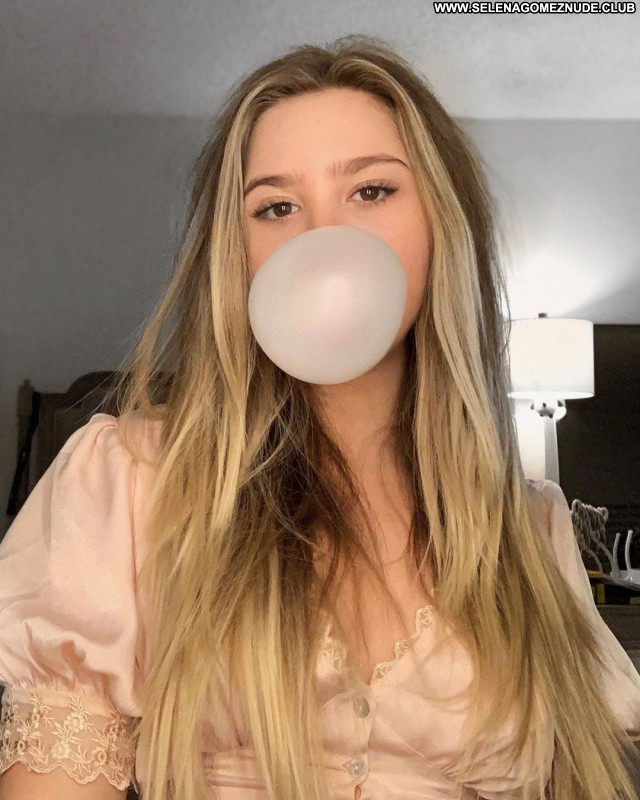 Kyla Kenedy No Source Babe Sexy Posing Hot Beautiful Celebrity