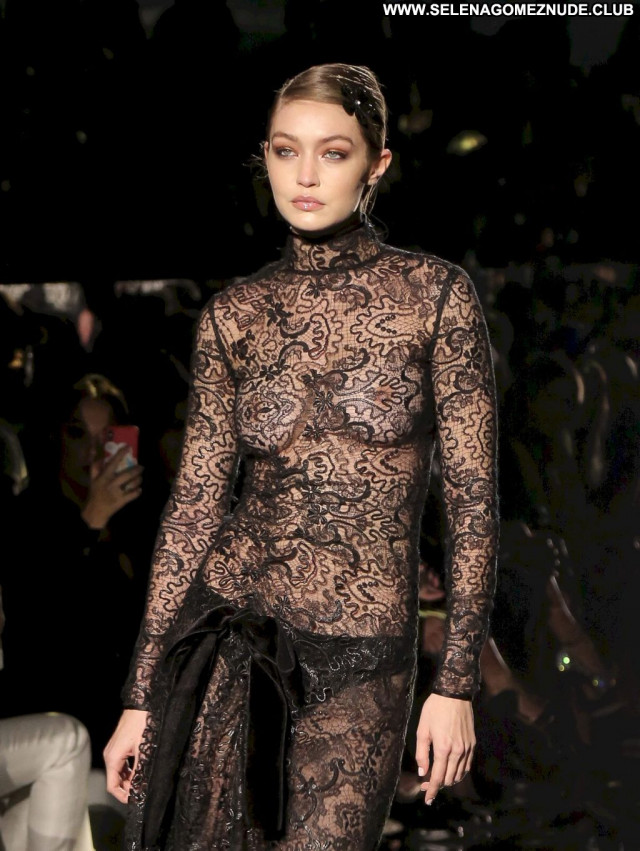 Gigi Hadid No Source Babe Breasts Videos Sexy Fashion Celebrity Big
